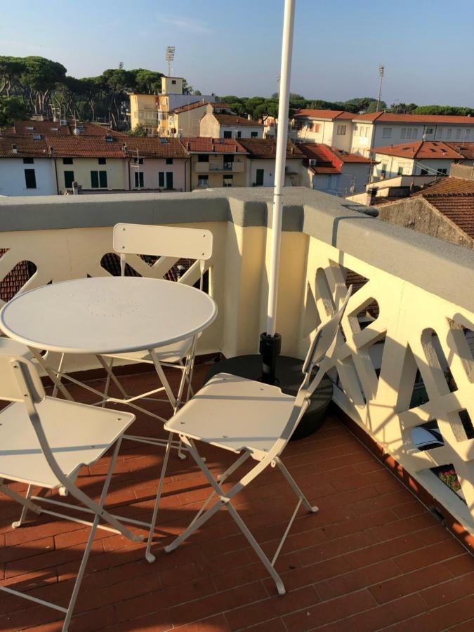 Torre Della Darsena Apartment Viareggio Ngoại thất bức ảnh